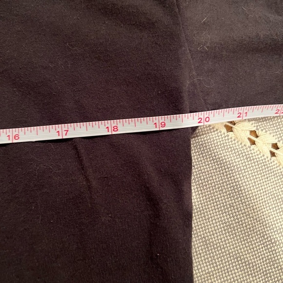 Rolling Stones Black T-Shirt with Red Logo, size large women’s concert, EUC - Picture 6 of 6